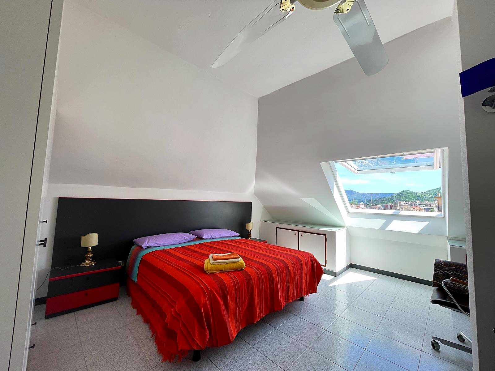 Camera vista colline – Letto matrimoniale, vista colline